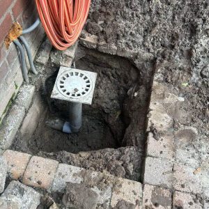 Afvoerputje in grond
